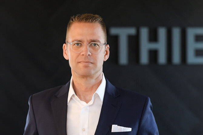 Portrait Dr. Stefan Karenfort